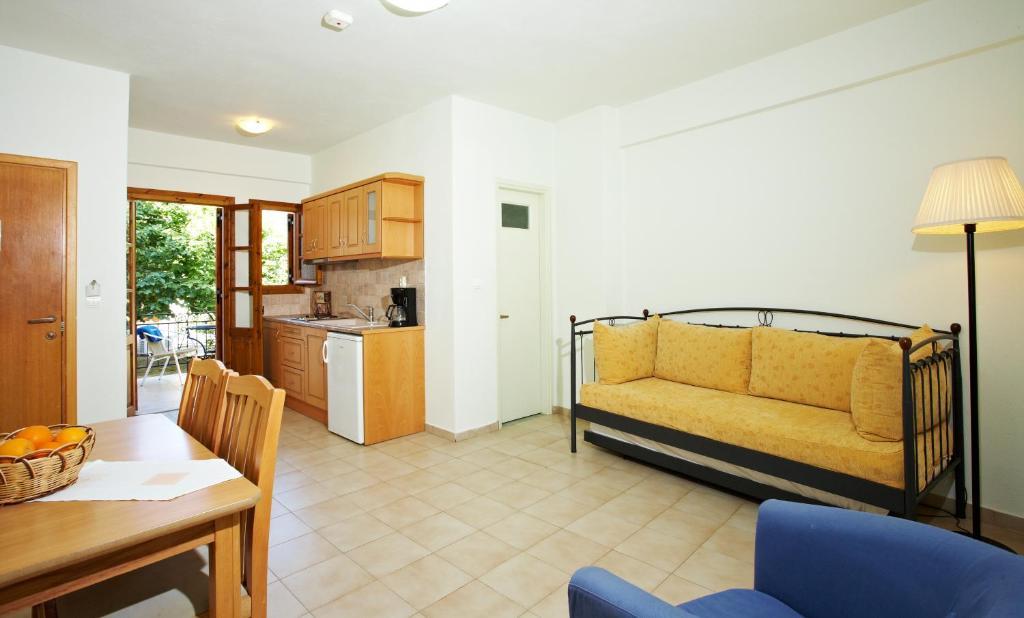 Anniska Hotel Kardhamili Cameră foto