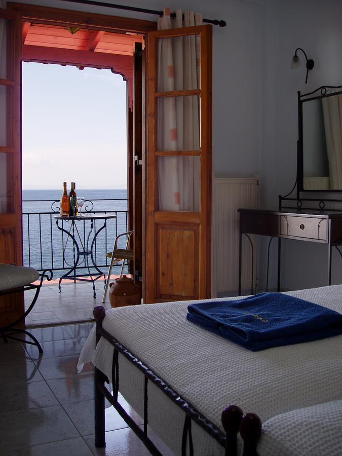Anniska Hotel Kardhamili Cameră foto
